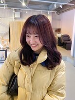 イト(ito)&nbsp;【 ito ／ 梅田 】ピンクレッドカラー×ウェーブヘア