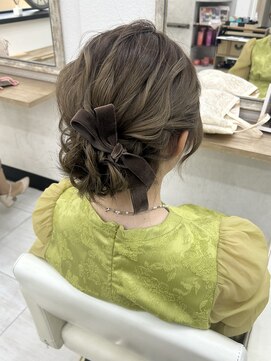 カリーノ 表参道(CARINO) 【お呼ばれ】アップヘアシニヨンスタイル