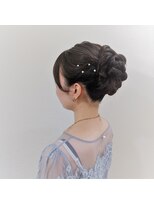 横濱ハイカラ美容院(haikara美容院) 結婚式参列ヘアセット　シニョン