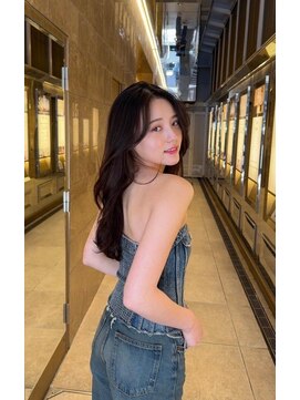 ノク(nok) レイヤーミディ_オリーブベージュレイヤーカットウェットヘア