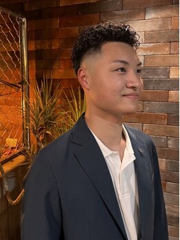 ヘアホリック(HAIRHOLIC)の写真/ON/OFFどちらも決まるスタイルをご提案！再現性が高く、忙しい朝もスタイリングが簡単にきまる☆【浜口】