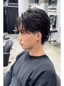 ピア ヤクイン(Pia Yakuin) フェザーパーマ