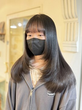 アズーア ヘアーアンドスパ(azure hair&spa) まとまるレイヤーカット【横浜駅】