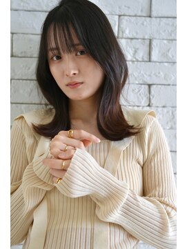 イル 天神西通り店(ill) 20代30代ボブ/ミディアムレイヤー／グレージュ/透明感/天神/大名