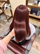 ファム(Fann.)&nbsp;ツヤ感たっぷりのボルドーブラウンストレート