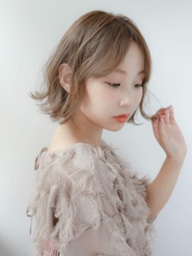 ルティア(Lutia) 外ハネ 似合わせカット センターパート★★