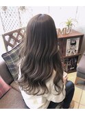 ラベンダーベージュで優しい雰囲気に☆