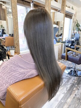 リリー シブヤ(Lilly shibuya) 【Lilly渋谷】#ショコラ #グレージュ #ウルトワ