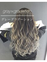 バトー(bAteAu)&nbsp;エクステ、ハイライト、グラデーション、インナーカラー