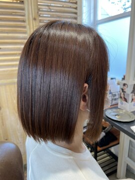 ボタニカル(BOTANICAL) 大人可愛い耳掛けロブミディアムアッシュブラウン