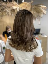 アヴァンス 京橋店(AVANCE)&nbsp;シャドウルーツ×ナチュラルベージュ