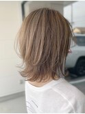 30代40代大人可愛いミルクティーベージュ透明感肩ライン外ハネ