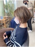 ショートボブ