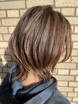 トリッカ 代官山(tricca) ミディアムウルフ