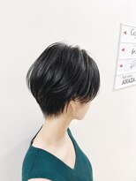 アイズ(I's)&nbsp;20代30代40代大人ショートボブウルフカットグレージュ前髪カット