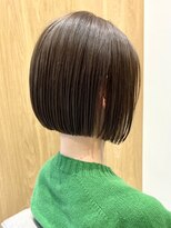 ラフ 新宿(Laff)&nbsp;切りっぱなしボブ前下がりボブミルクティーアッシュ縮毛矯正