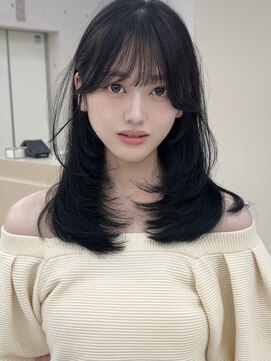 ビュー フクオカ(VIEW FUKUOKA) 小顔レイヤーカット×ナチュラルグレージュ30代40代50代