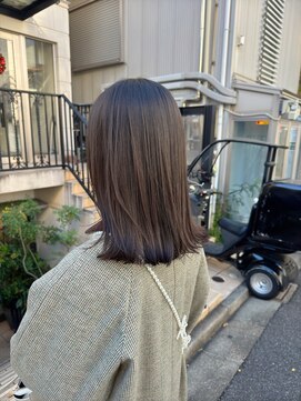 エルメ(Elme) 切りっぱなしスタイル×顔周りレイヤー