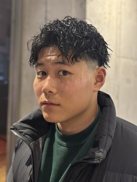 グラッシー(GLASSY) スペインカール/スパイキーショート/フェザーパーマ/パーマ