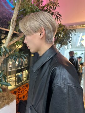 ルーヴェ(LOWE) ホワイトベージュ×メンズカット