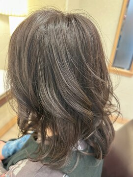 松本平太郎美容室 銀座本店 イノアカラー×カーキベージュ