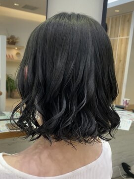 アメリ バイ アピッシュ(Amelie by apish) ボブのコテ巻き風パーマ王道カール 新デジタルパーマ