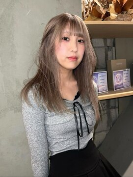 ワンインチ(1 inch) ハイトーン/グレージュカラー/ロングヘアー