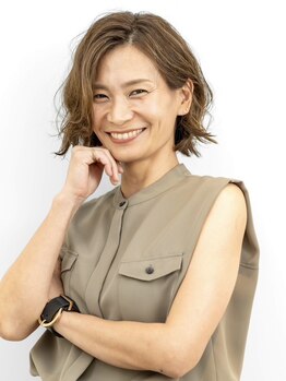 シェノン 赤羽店(CHAINON)の写真/白髪ぼかしハイライトなどデザインカラーもダメージレスケアカラーで艶感アップしつつ白髪はしっかりカバー