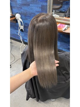 アートマン(artman) 【artman 青井美海】くすみベージュ/髪質改善/ブリーチカラー