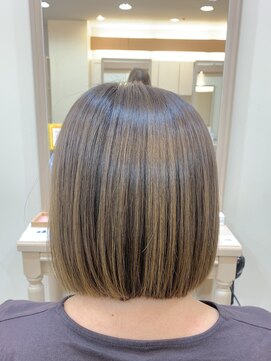 アルターリール(aL ter Rire) 暗めカラー/デザインカラー/フェイスフレーミング/福原遼華/鎌取