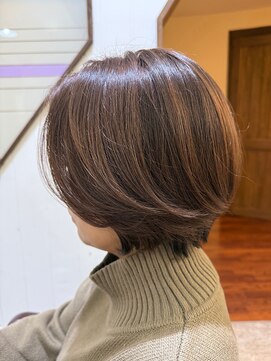 クオレ(CUORE) 【大人シルエットの丸みショートボブ♪】内埜