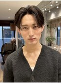 刈り上げセンターパートリバースセンターパートニュアンスパーマ