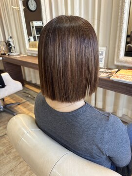 ヘアデザインスペース イチエ(hair design space i chi e) 美髪ストレートパーマで切りっぱなしボブ