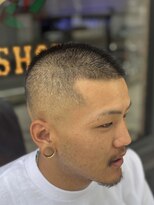 フォーコーナーズ(Four Corners)&nbsp;スキンフェードツーブロック刈り上げジェットモヒカンマンバン