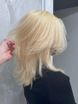 セレーネヘアーレイズ 梅田店(Selene hair Raise) ブロンドホワイト