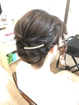 ロカット サロン(Roquat Salon) シンプルアップアレンジ【ヘアセット　立川/立川南/八王子】