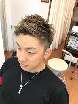 バトン(BATON) グラデーションショート【鎌ケ谷 パーマ ハイライト】