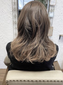 ヘアメイク ミエル(HAIR MAKE miel) グラデーション×ふわゆるパーマ
