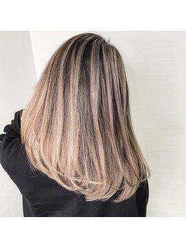 ユートピア(U topia) バレイヤージュ/シルバーカラー/ホワイトアッシュ