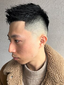 フリーク バーバーショップ 都島店(FREAK BARBER SHOP) アップバングスキンフェードN