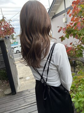 ナゴミ(NAGOMI) 秋のベージュ系カラー／20代/30代/40代