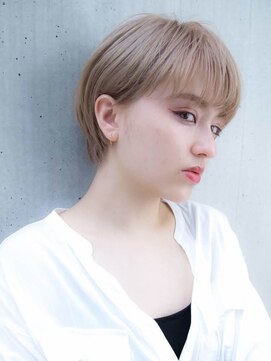 ルティア(Lutia) ハイトーン　似合わせショートカット