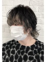 ティサ(Tisa)&nbsp;ウルフカット×フェイスフレーミングインナーカラー