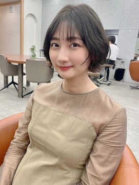 ケーツー エム 京都ラクエ(k-two emu) ショートカット*前髪ありショート*オリーブグレー*くすみカラー