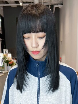 アイティー バイ アルバム 浦和店(IT by ALBUM) 美髪エモージュレイヤーロングアッシュブラック_ba487521