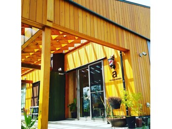 a FACIAL&BARBER【エーフェイシャルアンドバーバー】