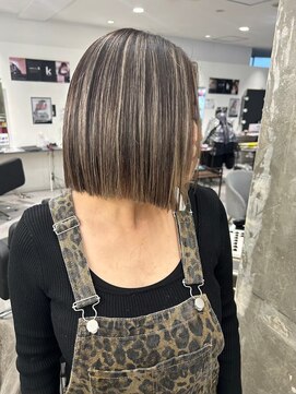 キング 枚方店(K!ng) 縮毛矯正髪質改善ハイライトレイヤーカット枚方美容室エクステ