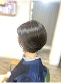丸みショートのアッシュカラー
