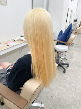 ニュート(Neut ) ホワイトブロンドロング/ケアブリーチ抜きっぱなし/ハイトーン