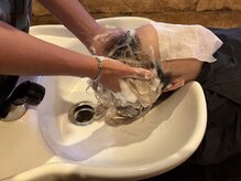 STEP2：プレシャンプー（前処理）